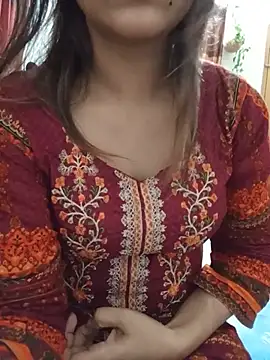 Tanha18 online show from July 10, 4:42 pm