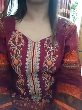 Tanha18 online show from July 28, 4:39 pm