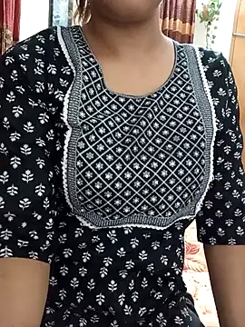Tanha18 online show from July 31, 2:38 pm