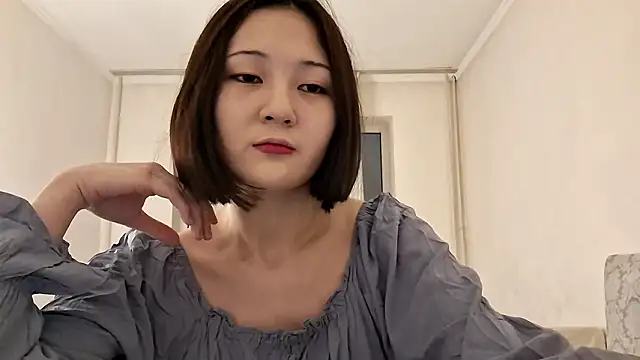 Lyndasilk online show from February 27, 4:29 pm