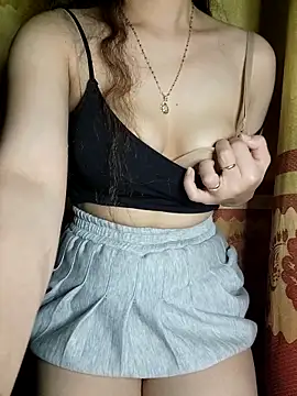 Snapshot of LinaCii chatting on October 29, 2:14 am LinaCii online show from October 29, 2:14 am