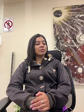 AlyssaRay online show from June 9, 1:56 pm