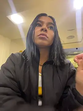 AlyssaRay online show from June 17, 1:23 pm