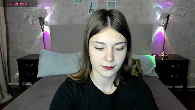 Snapshot of MargoChill chatting on December 4, 2:15 pm MargoChill online show from December 4, 2:15 pm