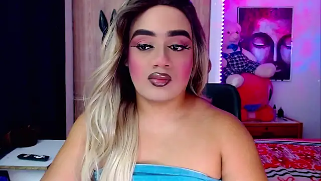 Snapshot of Sofiabigcock22 chatting on October 12, 12:15 pm Sofiabigcock22 online show from October 12, 12:15 pm