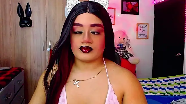 Snapshot of Sofiabigcock22 chatting on November 27, 11:45 am Sofiabigcock22 online show from November 27, 11:45 am