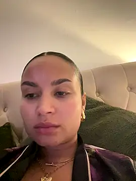 sexygoddessjessy online show from November 3, 9:38 pm