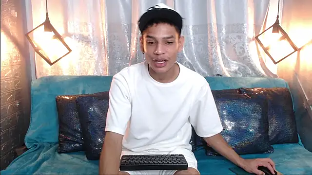 Snapshot of liam_sti1 chatting on October 16, 11:17 pm liam sti1 online show from October 16, 11:17 pm