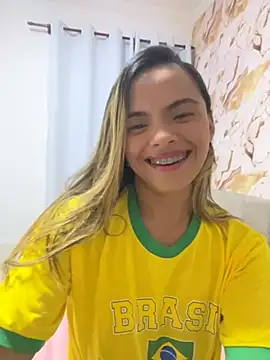 safadinhaquenteW online show from June 15, 1:24 pm