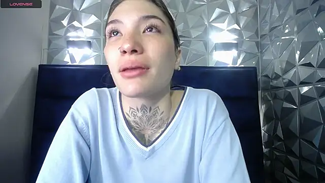 Snapshot of amare_sole chatting on October 19, 12:17 pm amare sole online show from October 19, 12:17 pm
