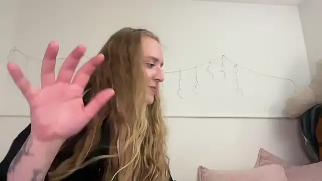 Pattyworld69 online show from July 4, 6:52 am