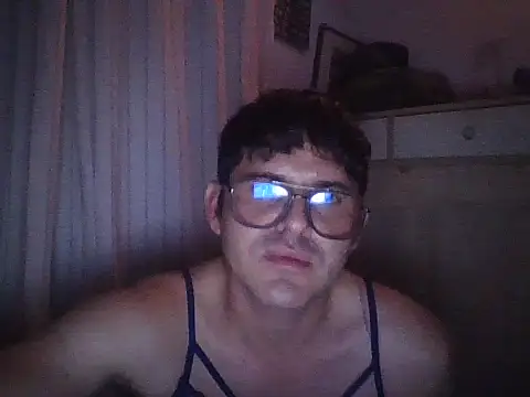 Dariusbi online show from November 15, 3:04 am