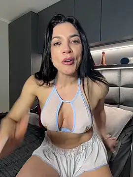 Kattefit online show from June 15, 5:15 pm