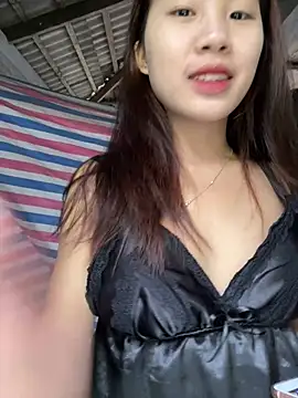 namicute online show from April 30, 6:09 am