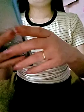 SansanCii online show from March 7, 2:25 pm