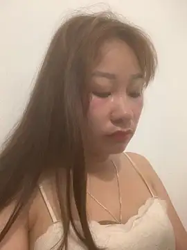 Linh sexyy online show from March 25, 11:00 pm