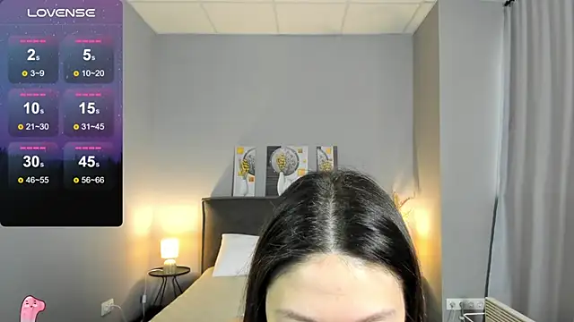 Snapshot of ChillGato chatting on October 24, 1:35 am ChillGato online show from October 24, 1:35 am