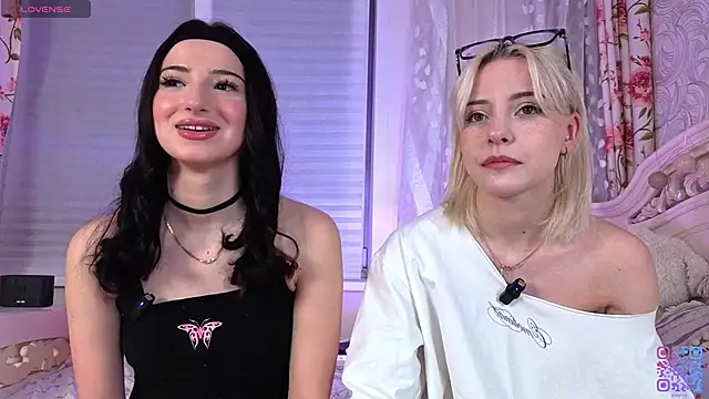 Snapshot of ariyour chatting on March 26, 1:38 pm ariyour online show from March 26, 1:38 pm