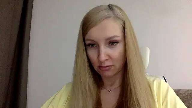 Snapshot of Neralith chatting on June 24, 7:57 pm Neralith online show from June 24, 7:57 pm