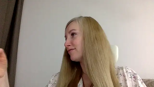 Snapshot of Neralith chatting on June 28, 4:57 pm Neralith online show from June 28, 4:57 pm