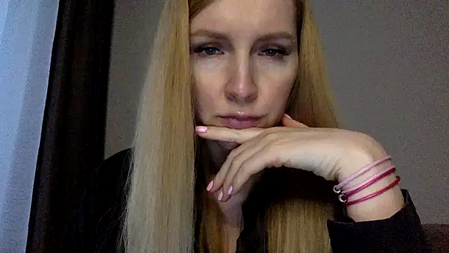 Snapshot of Neralith chatting on July 2, 6:14 pm Neralith online show from July 2, 6:14 pm