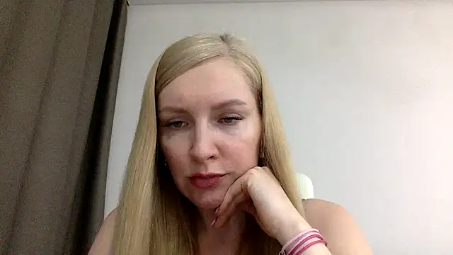 Snapshot of Neralith chatting on July 13, 6:33 pm Neralith online show from July 13, 6:33 pm