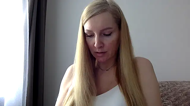 Snapshot of Neralith chatting on July 14, 11:16 am Neralith online show from July 14, 11:16 am