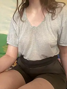 KittieCreme online show from August 4, 10:18 am