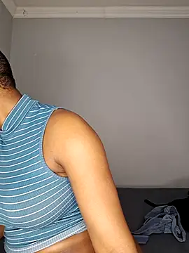 certifiedhottie2025 online show from July 21, 7:32 am