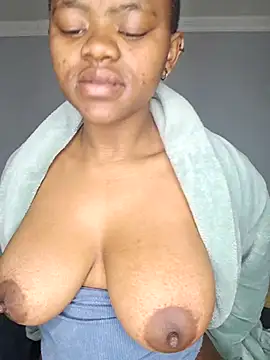 certifiedhottie2025 online show from July 30, 6:23 am