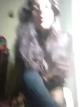 Snapshot of Reiha chatting on October 25, 6:21 am Reiha online show from October 25, 6:21 am