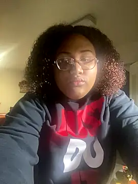 Snapshot of MissyUrGoddess chatting on October 13, 6:41 pm MissyUrGoddess online show from October 13, 6:41 pm