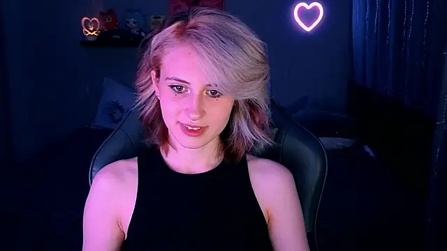 Snapshot of Keti_moon chatting on June 17, 7:48 pm Keti moon online show from June 17, 7:48 pm