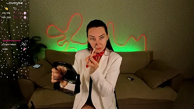 Lilith Sora online show from February 20, 6:30 pm