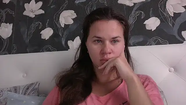 Snapshot of GiaaCaranggi chatting on October 15, 5:07 am GiaaCaranggi online show from October 15, 5:07 am