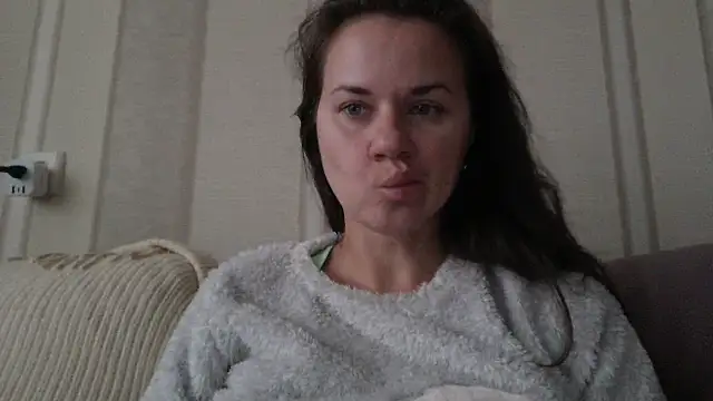 Snapshot of GiaaCaranggi chatting on October 18, 10:38 am GiaaCaranggi online show from October 18, 10:38 am