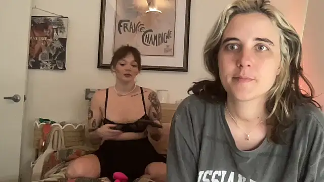 lill daddysgirl online show from October 28, 4:09 pm