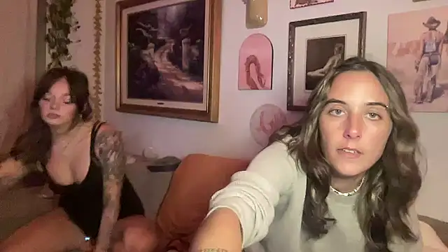 lill daddysgirl online show from May 6, 3:46 am