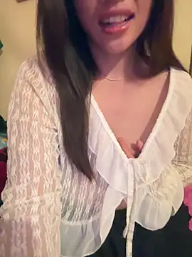-Paige- online show from May 2, 12:26 am