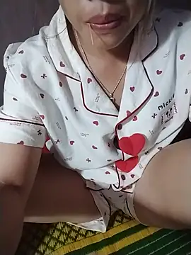 -Paige- online show from July 16, 5:02 am