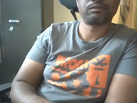 Snapshot of mpl_sub4 chatting on November 27, 12:40 pm mpl sub4 online show from November 27, 12:40 pm