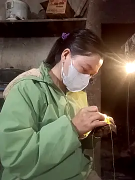 nat-tri online show from November 17, 3:23 am