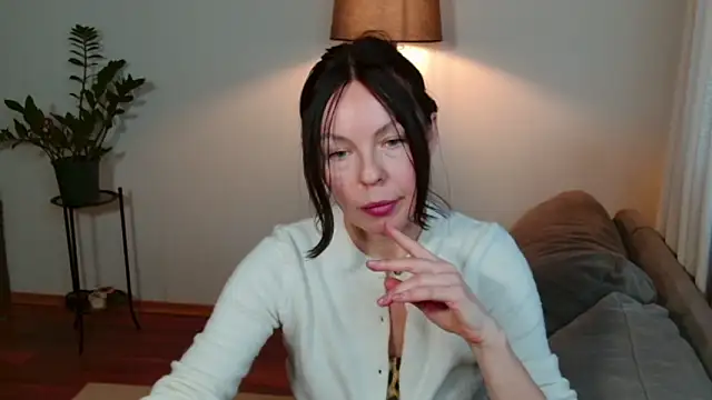 LittleNicolee online show from February 25, 3:10 pm