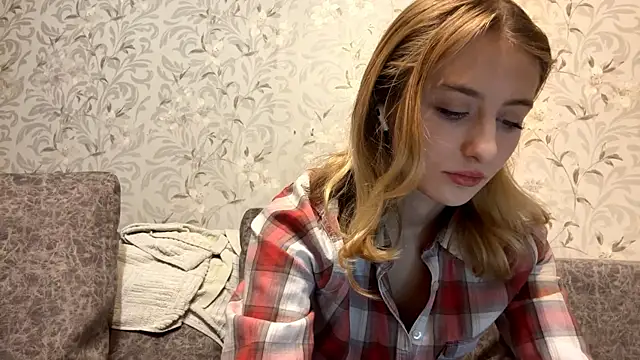 AmeliLia online show from January 8, 2:08 pm