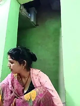 Karishma cute online show from November 28, 2:14 am