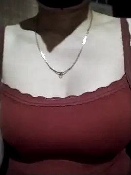 YiyinLy online show from November 5, 2:44 am