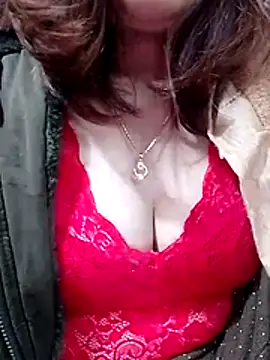 YiyinLy online show from January 10, 12:34 am