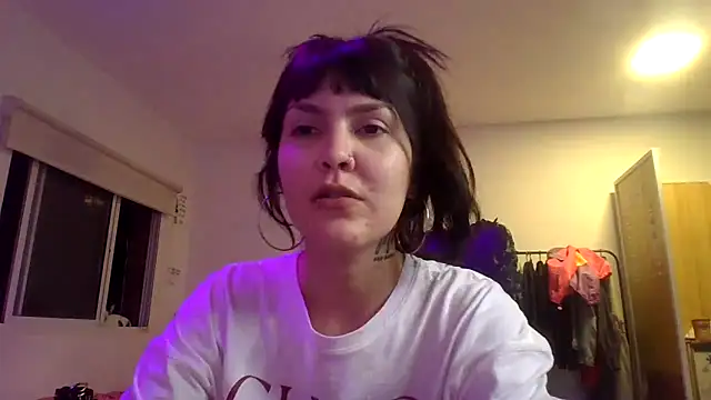 miapink33 online show from March 9, 11:42 pm