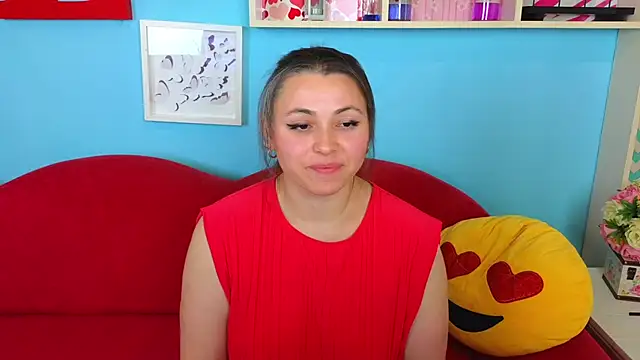 Snapshot of Soft_Lilly chatting on October 20, 6:03 am Soft Lilly online show from October 20, 6:03 am