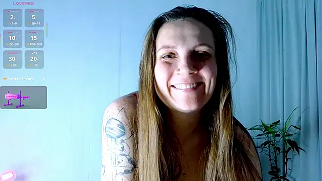 Amy  Leee  online show from February 6, 7:17 pm